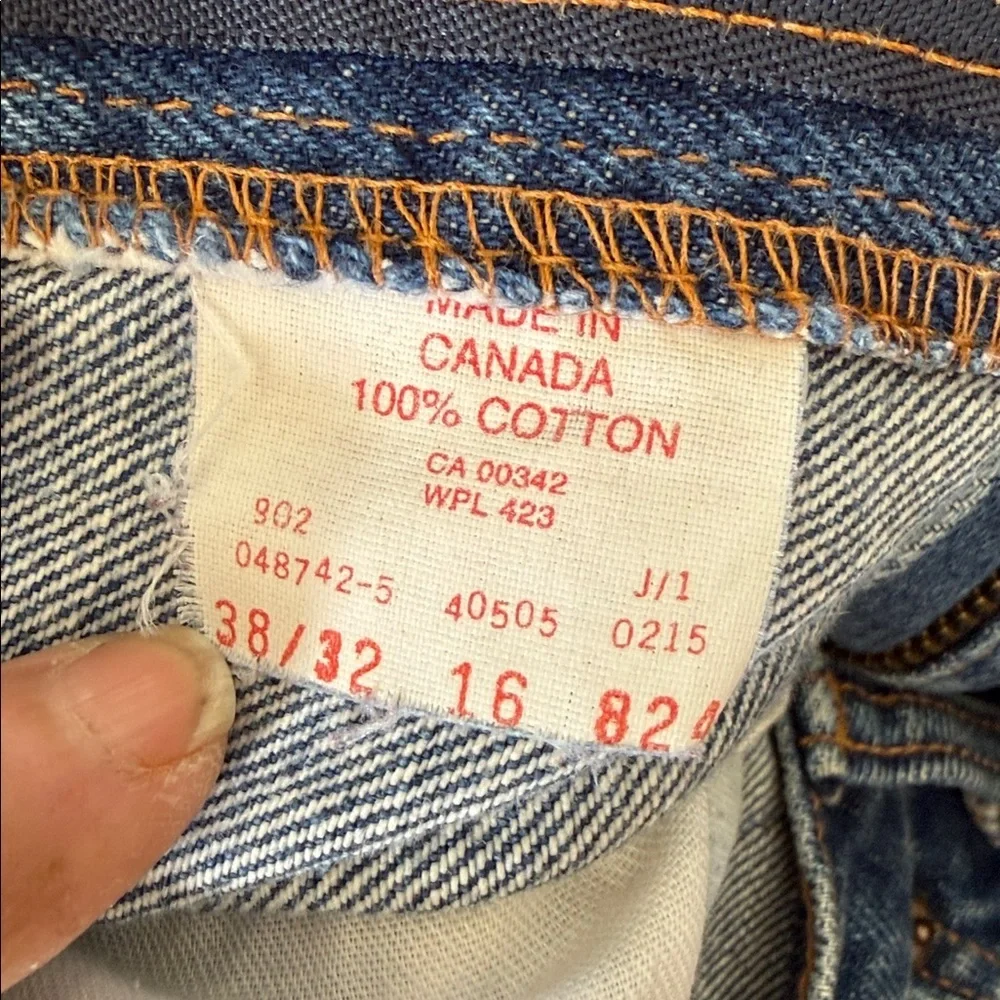 Vintage Levi’s 505 Jeans – Made in Canada 🇨🇦 | 38x32 Orange tab